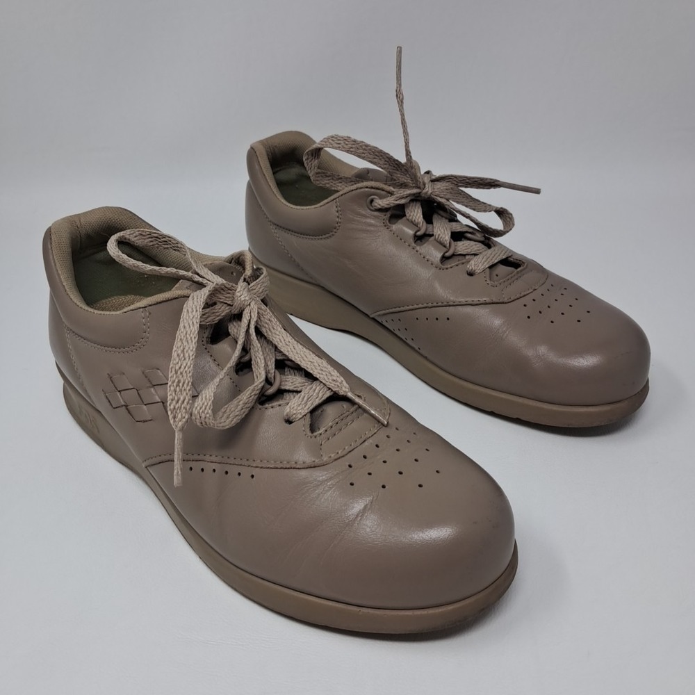 SAS Free Time Womens Sz 6.5N Walking Comfort Shoes Sneakers Tripad Leather Beige